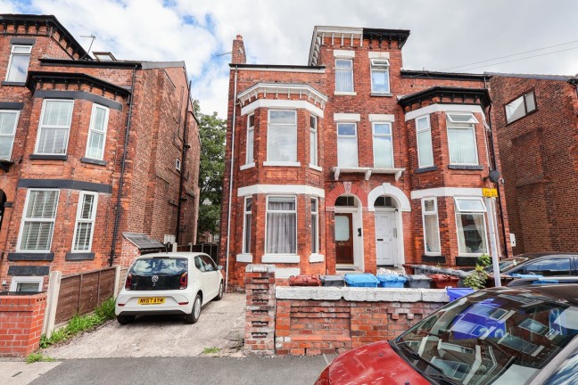 Central Road, West Didsbury, m20