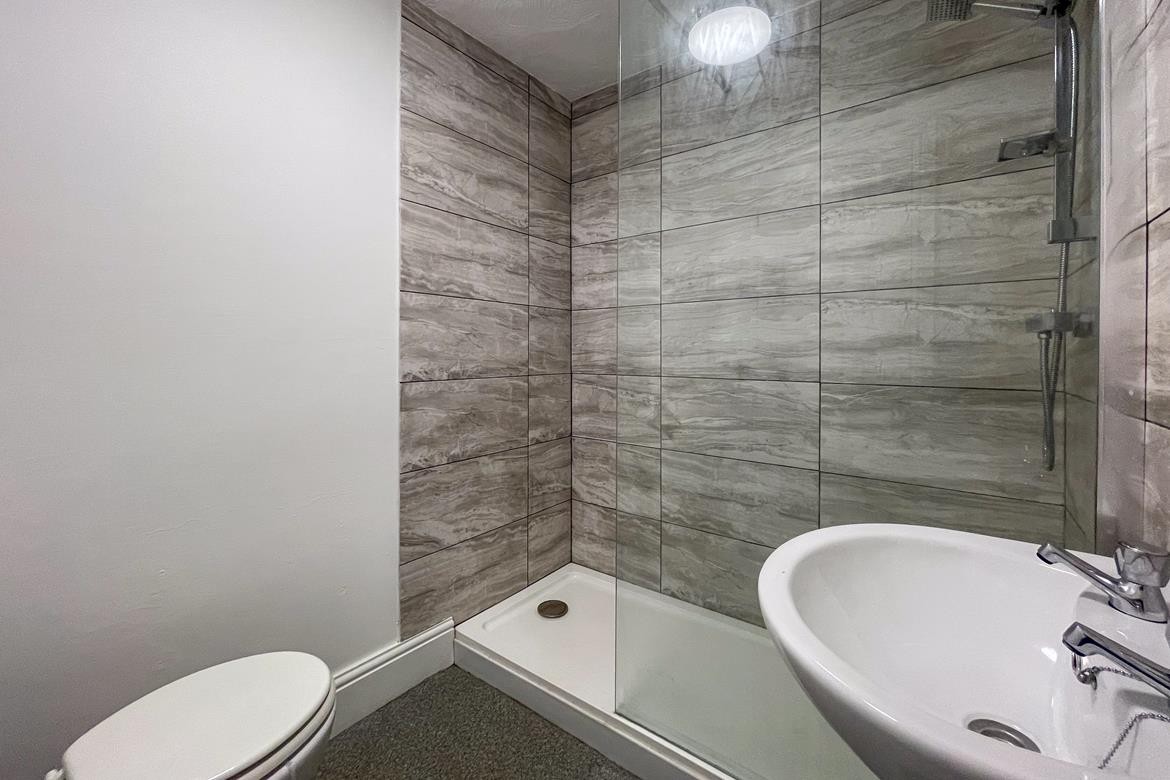 Images for 104 Clyde Road EAID:20966 BID:20966