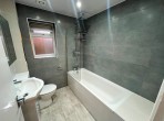 Flat , Cresswell Grove, West Didsbury, m20