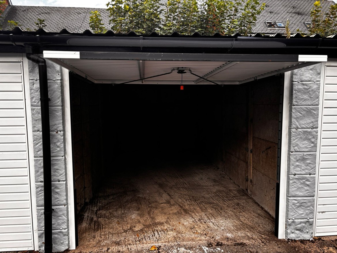 Images for Garage, Tintern Court, M20 EAID:20966 BID:20966