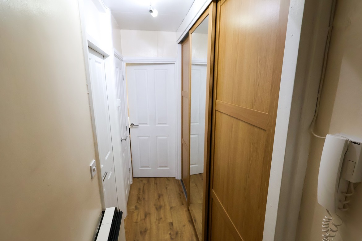 Images for Tintern Court, Tintern Avenue, M20 EAID:20966 BID:20966