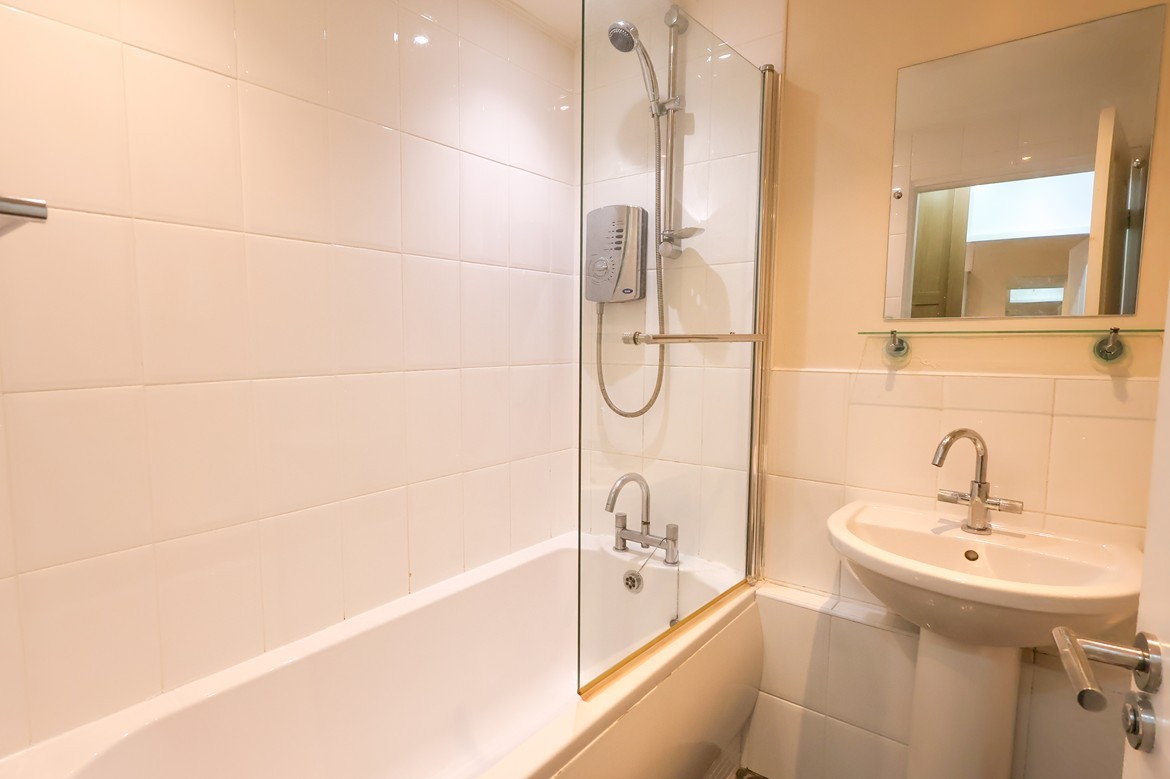 Images for Tintern Court, Tintern Avenue, M20 EAID:20966 BID:20966
